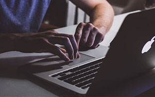 开云官方网站-阿夫迪亚18+6克林根14+11 开拓者送篮网四连败